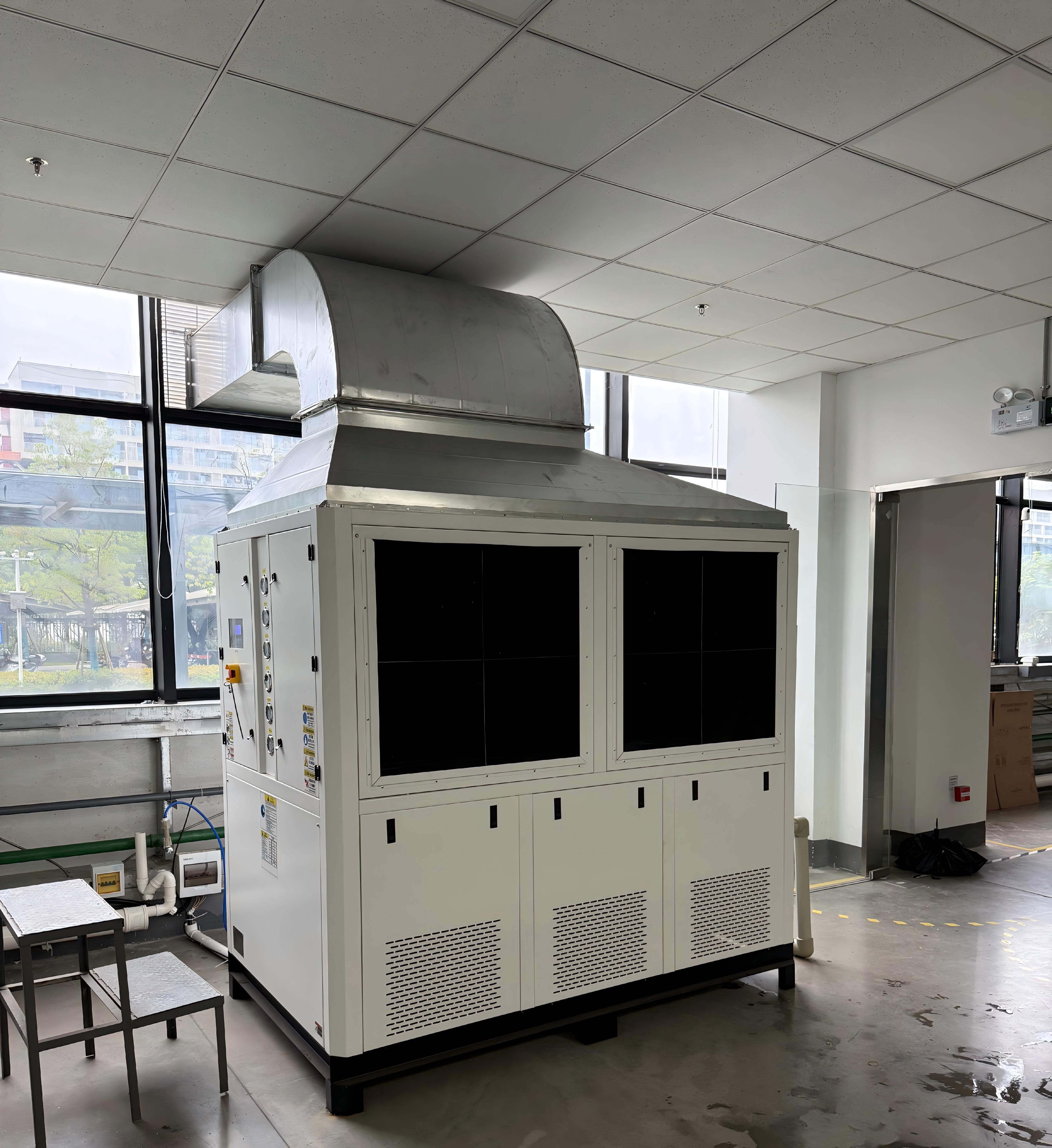 怎样确保冷水机组稳定运作？挑选冷水机组要考虑到哪些方面？